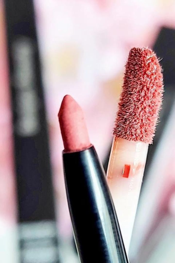 Waterproof lipliner and lip gloss product close up