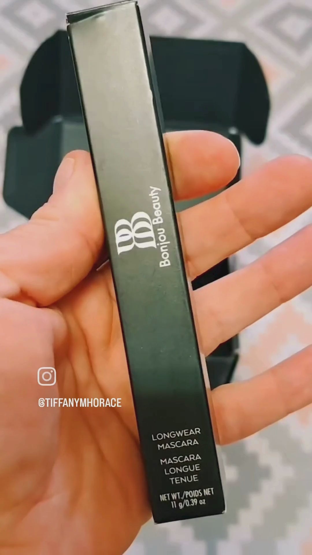 Opening maximize mascara video and finished look for teen line