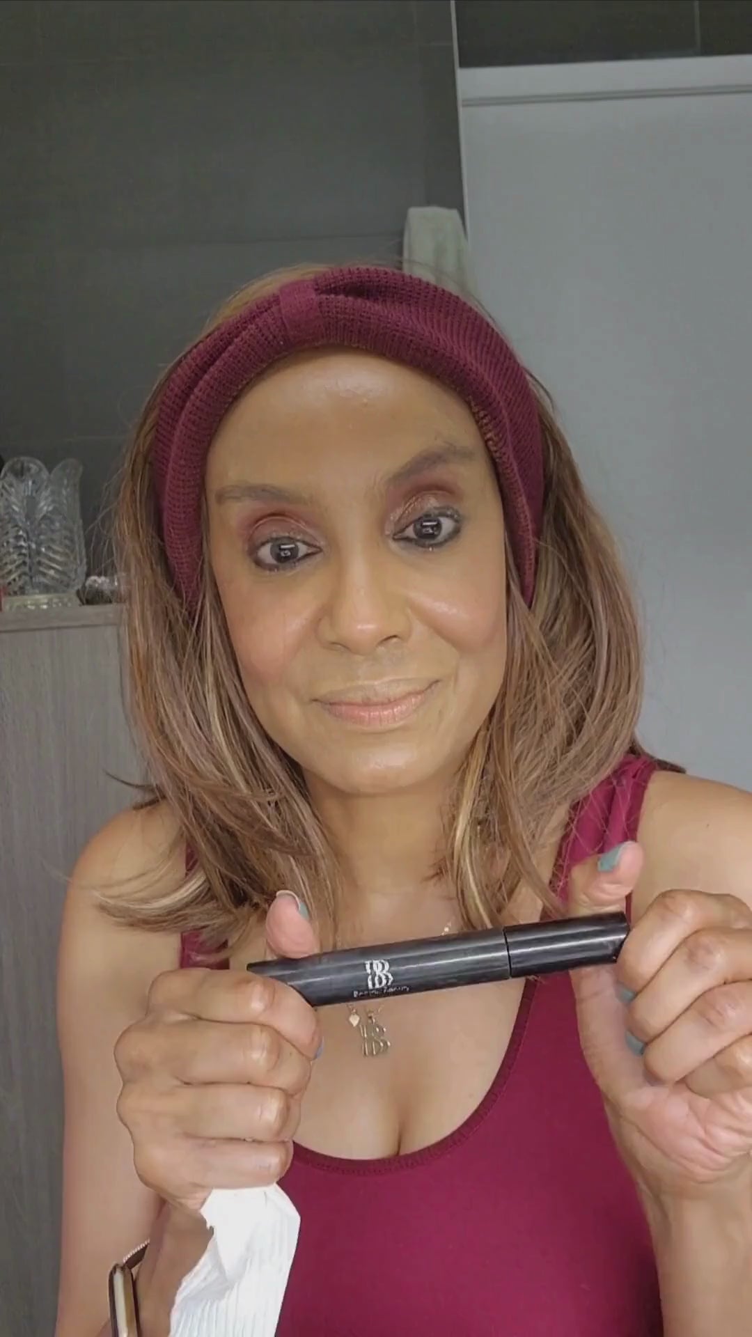 Getting ready with Maximize Mascara