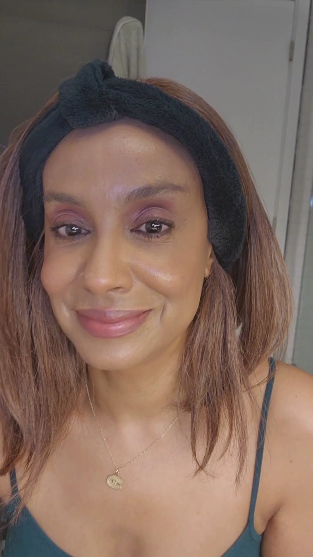 Getting ready video Glow Getter Highligher